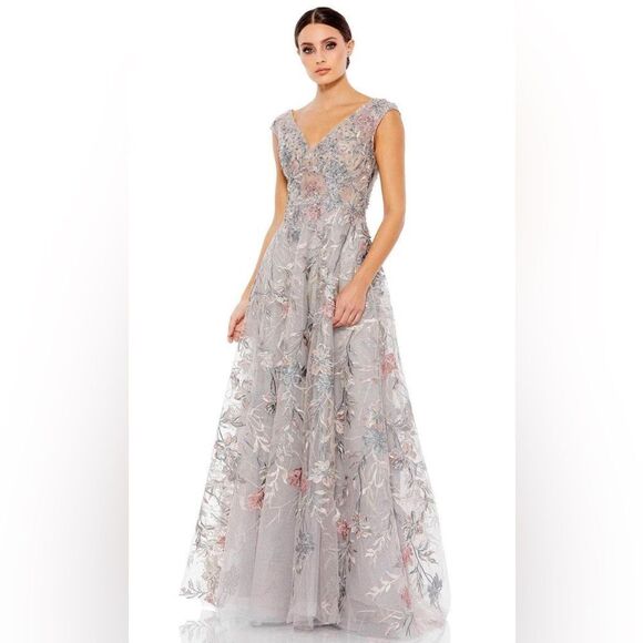 Mac Duggal 20263 - Embroidered Illusion Bodice Mother of the Bride Dress/size 14 - Picture 8 of 10